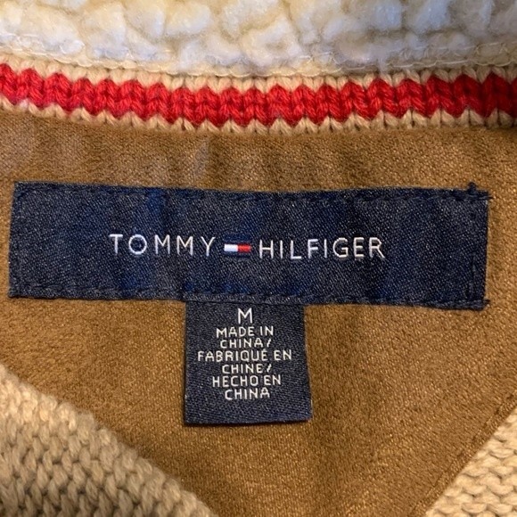 Tommy Hilfiger V-Neck Pullover, Size Medium - Picture 6 of 6